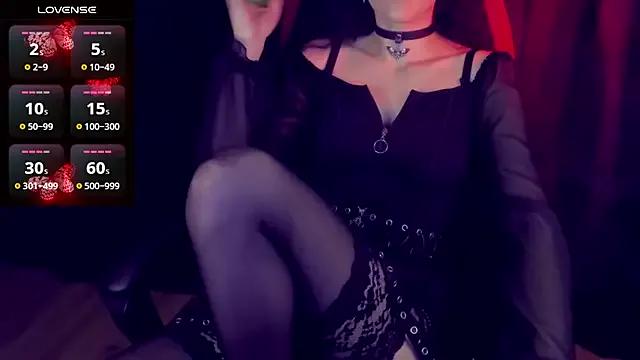 AlariaFatal from StripChat