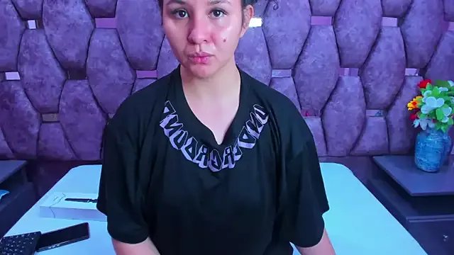 Freechat AlaSmith on StripChat