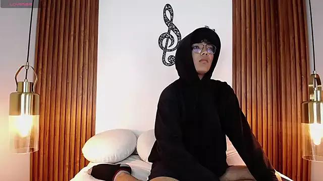 AlecofEros on StripChat 