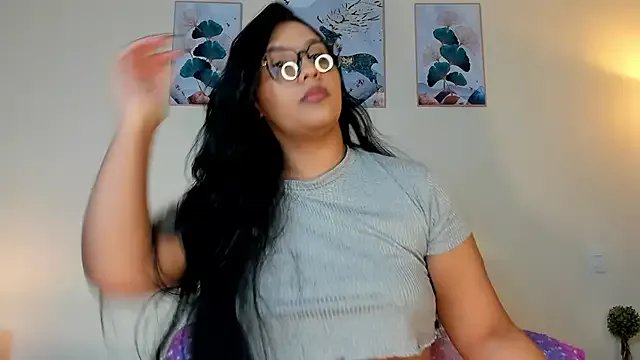 Freechat aleya_bliss on StripChat