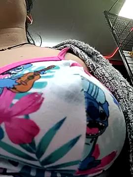 alondraabrown on StripChat 