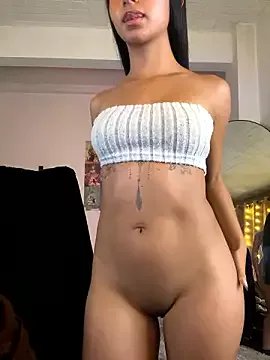 Group aly_golden_ on StripChat