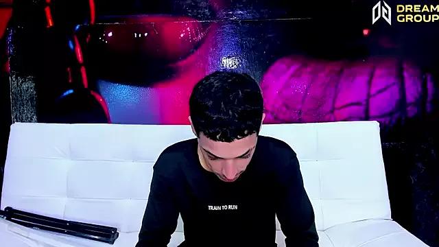 Private AmazingPartys on StripChat