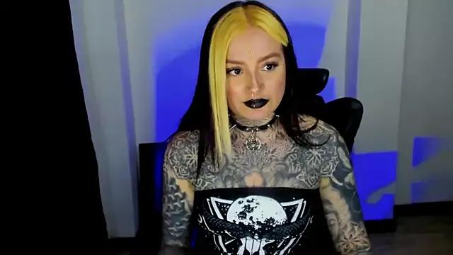 Anaii_Gomez on StripChat 