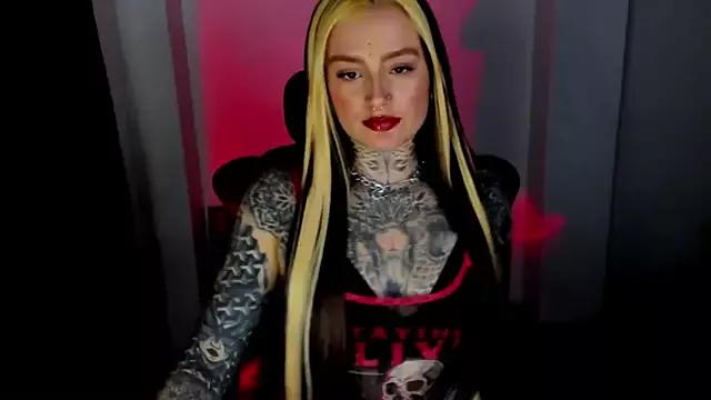 Anaii_Gomez on StripChat 