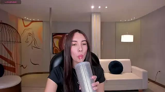 AnaisNin on StripChat 