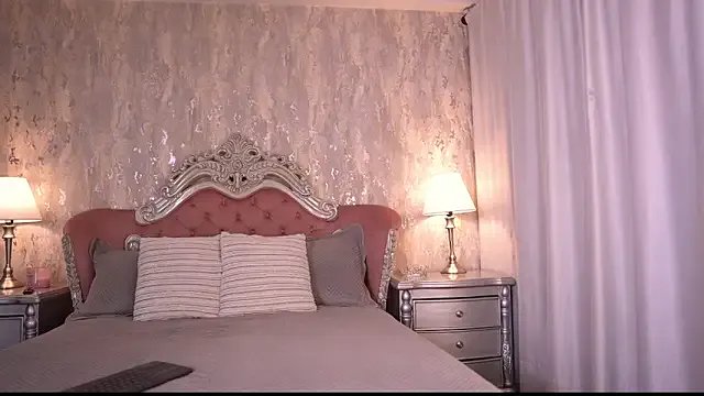 Offline AngelineConnor on StripChat