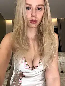 AnikaBest from StripChat