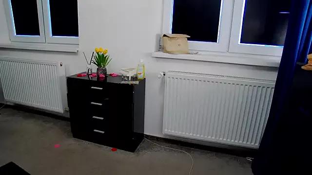 AnneHove on StripChat 