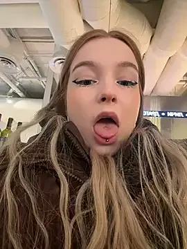 Baby_Tiny on StripChat 