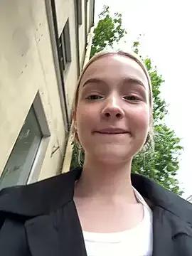 Baby_Tiny on StripChat 