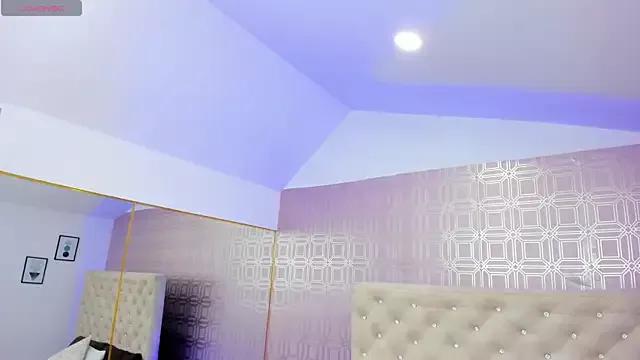 Becca_Grims on StripChat 