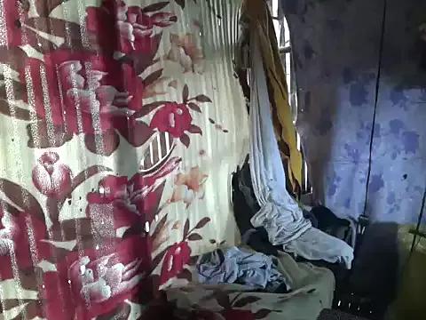 BustyTamara143 on StripChat 