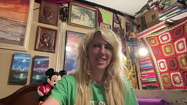 Freechat CelestialRuby on StripChat