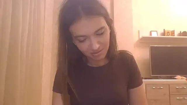 CeyaLier from StripChat