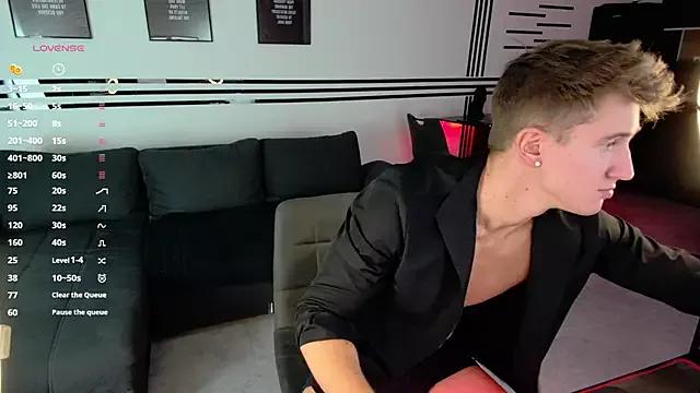 Freechat ChristianLevine_ on StripChat