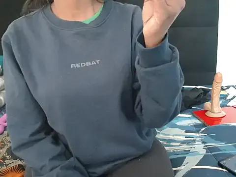 CreamySexyPussy from StripChat