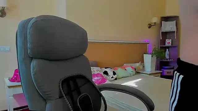 Private Doliss on StripChat