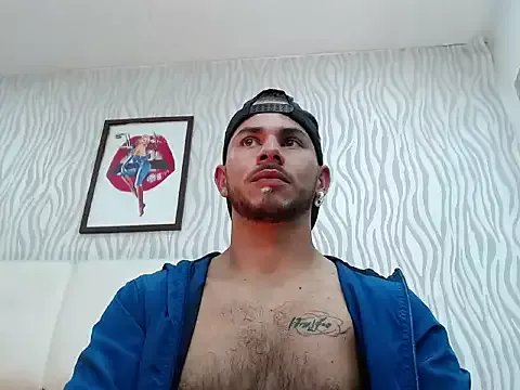 Offline dylan_jacobx on StripChat
