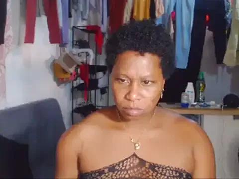 EbonyYara on StripChat 