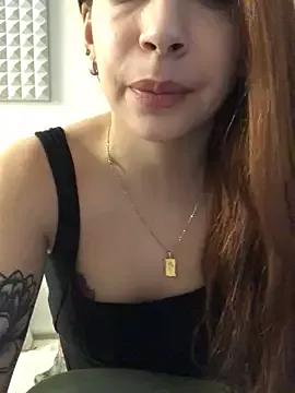 EffyScarlet on StripChat