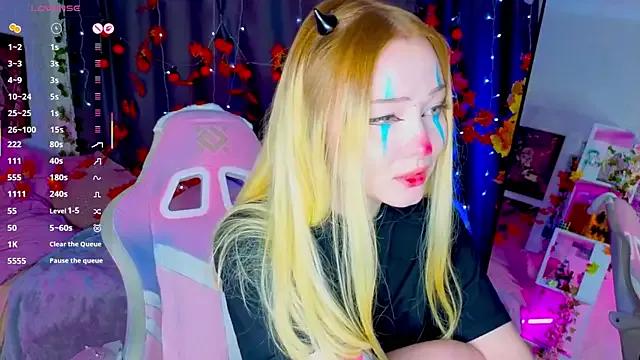 ElswythCovil from StripChat