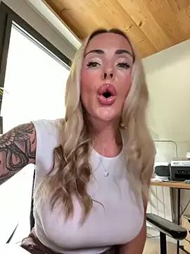 EmaSalis from StripChat