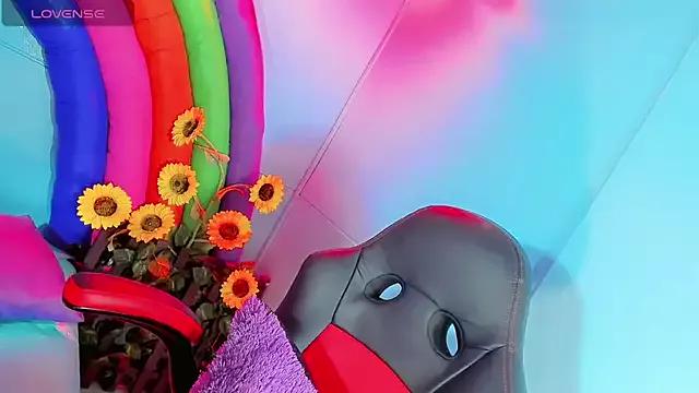 emelly_horny_ on StripChat 