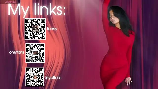 ErikaSoft on StripChat 