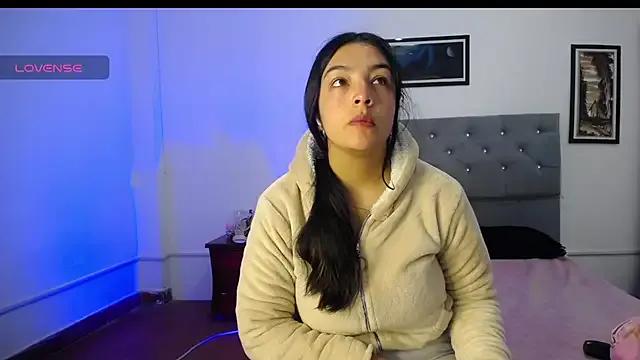 Esmeraldaa- from StripChat