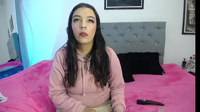 Esmeraldaa- on StripChat 