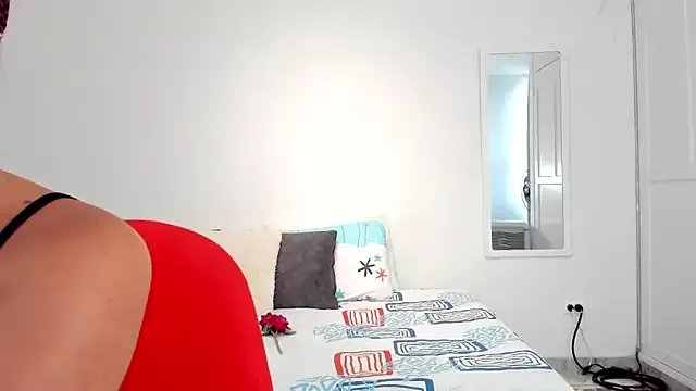 Offline Estrella_Duran on StripChat