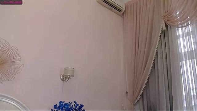 Freechat EvaTyrell on StripChat