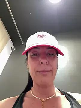 eveangelll on StripChat 