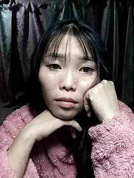 Fish_yellow from StripChat