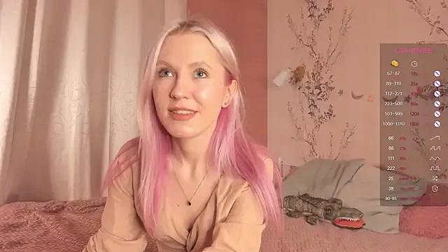 FreyaChambers on StripChat 