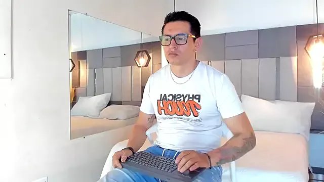 Freechat FreyrStone on StripChat