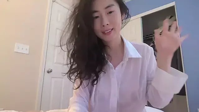 Offline ha888we on StripChat