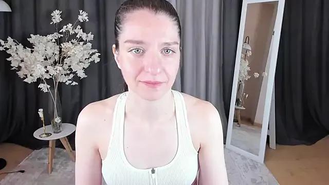 helentasty on StripChat 