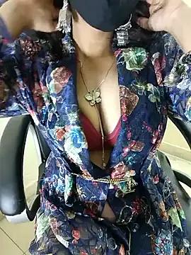 StripChat Hey_Jully Hey_Jully from StripChat