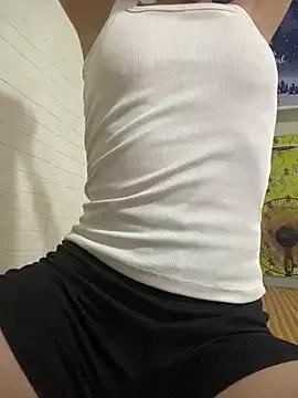 hhoangthien2602td on StripChat 