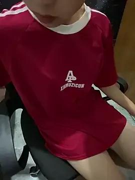 hhoangthien2602td on StripChat 