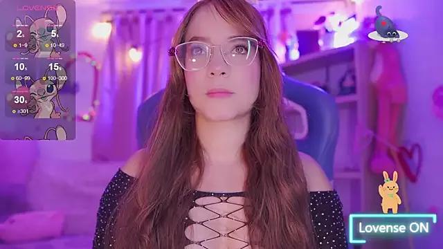 honey_fox1 on StripChat 