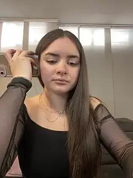 imlindapink on StripChat 