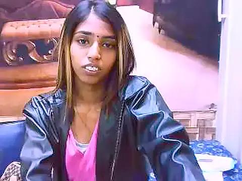 IndianSexySlender on StripChat 
