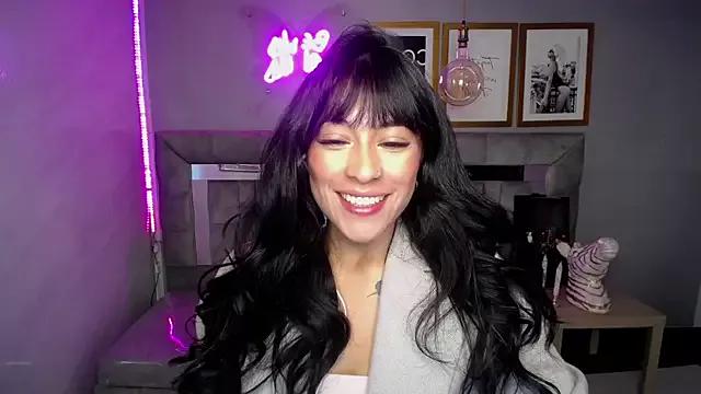 Isabella_Collen_v on StripChat 
