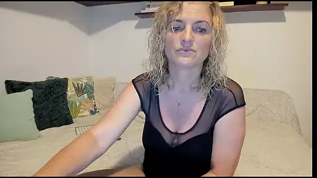 Offline Jadore_able on StripChat