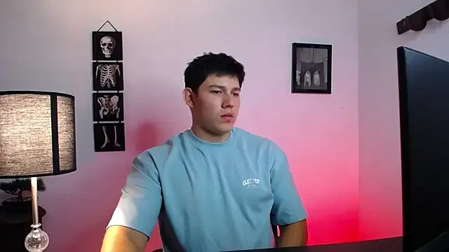 Offline JamesCr_ on StripChat