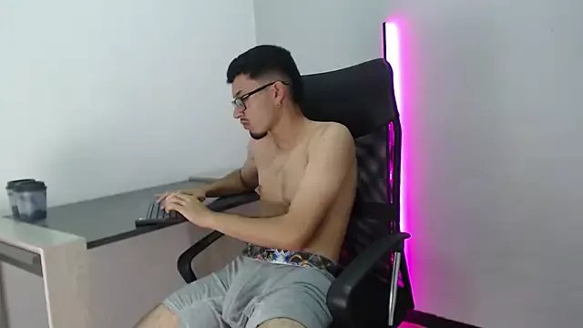 Offline Jaxon_Carter on StripChat