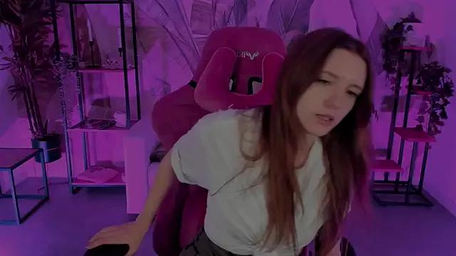 JennyDens on StripChat 